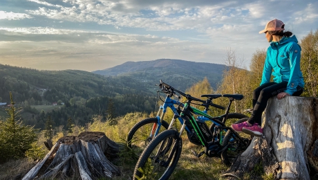 WYCIECZKI E-BIKE USTROŃ / WISŁA